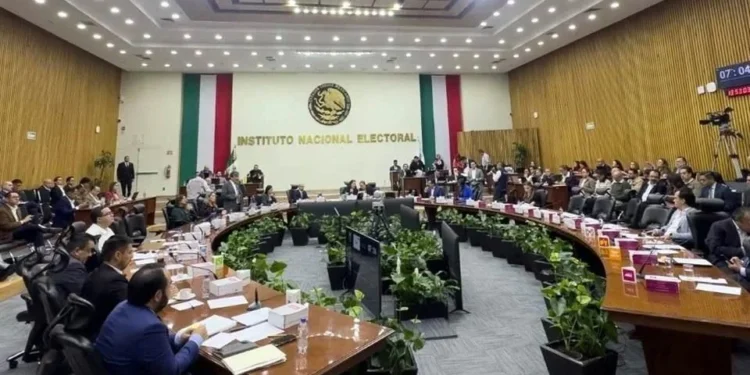 Rosa Icela Rodríguez advierte al INE y al Poder Judicial: "Son tiempos de austeridad"