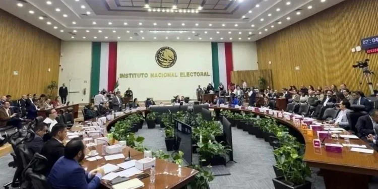 Avanza en INE bolsa de 10 mil mdp para partidos