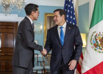 Marco Rubio recibe al canciller Roberto Velasco en medio del diálogo para alcanzar un acuerdo comercial