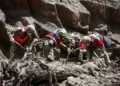 Suman más de 2 mil 500 desaparecidos en Nepal