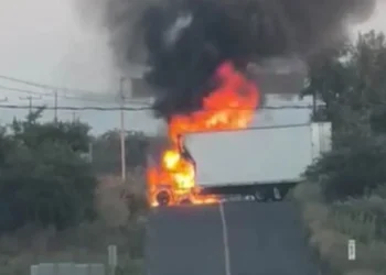 Se registran narcobloqueos en Michoacán