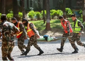 Suman 538 muertos por deslaves en Nepal