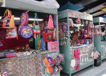 Piden no criminalizar a todos los comerciantes artesanos; cuatro grupos dialogan con municipio
