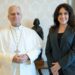 Papa León XIV se reúne con la mexicana María Montserrat Alvarado