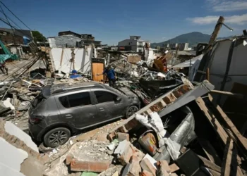 Pereira, la ‘ciudad zombie’ devastada por sismo en Colombia