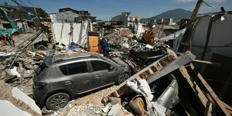 Pereira, la ‘ciudad zombie’ devastada por sismo en Colombia