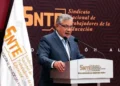 Vigila SNTE aplicación de examen para docentes tras fallas