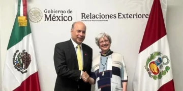 Reanudan México y Perú diálogo bilateral tras nueve meses