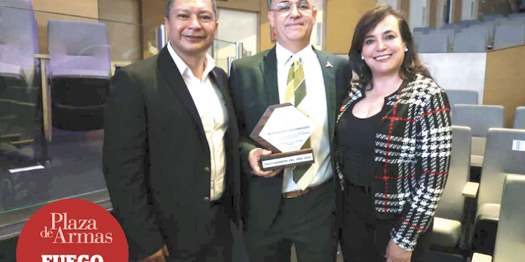Reconocimiento otorgado por la FECAPEQ