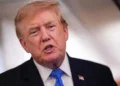 No hay diálogo con Irán, Ormuz está abierto.- Trump