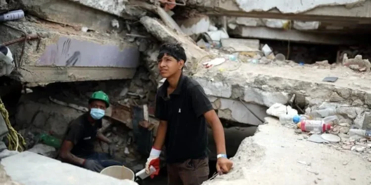 Van 6 mil 125 muertos por sismos en Venezuela