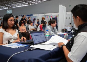 Inicia en la UAQ 2da. Feria de Vinculación con enfoque en empleo y desarrollo profesional