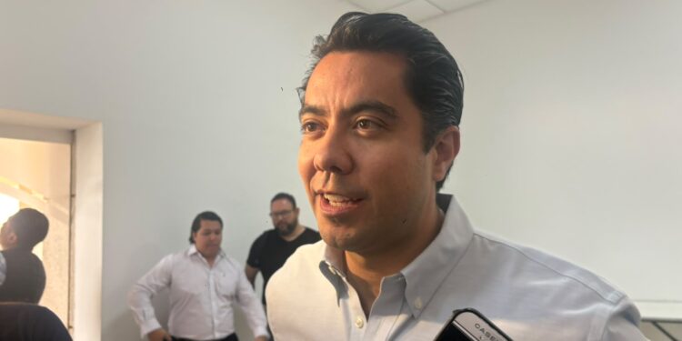Anuncian chips de geolocalización en tiempo real para mascotas en la capital