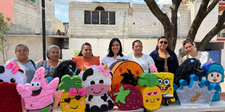 Secretaría del Trabajo de Querétaro impulsa el autoempleo de mujeres en Colón