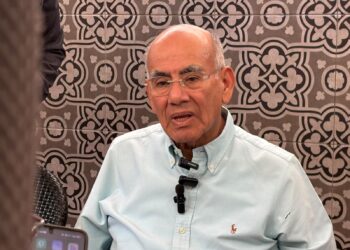 Comisión especial de Vigilancia de informes no debería existir: Antonio Zapata
