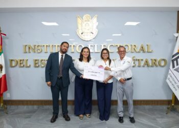 IEEQ entrega 17.9 mdp al CONCYTEQ para proyectos de ciencia, tecnología e innovación