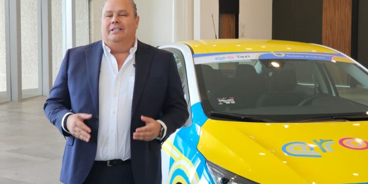 Culmina asignación de folios para 711 nuevas concesiones de Qrotaxi