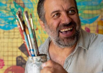 Universo de color y fantasía en la Galería Libertad