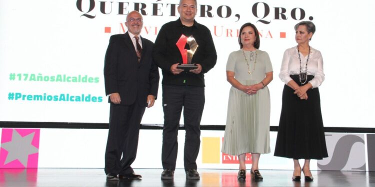 Premian estrategia de movilidad urbana del alcalde Felifer Macías en Querétaro