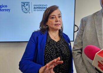 UAQ no prohíbe batallas de “farmear aura”