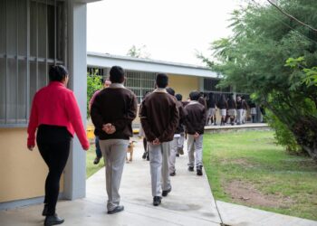 Inicia ciclo escolar 2026-2027 para cerca de 45 mil estudiantes en San Juan del Río