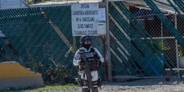 Balacera deja un muerto y un herido grave en inmediaciones del Aeropuerto de Tijuana, BC