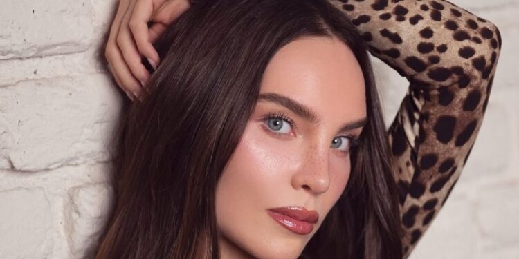 Belinda encabeza lista de los 50 más bellos; Isaac del Toro y Katia Itzel también figuran