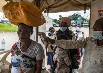 Inicia Congo vacunación experimental contra el ébola