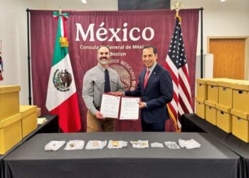 México recibe en Boston 1,132 bienes arqueológicos restituidos voluntariamente