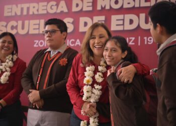 Garantizan educación gratuita y apoyo a estudiantes en Veracruz para el ciclo escolar 2026-2027