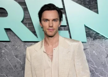 Nicholas Hoult será nuevo Gilderoy Lockhart de Harry Potter