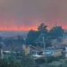 Obliga incendio a evacuar a 42 mil cerca de California