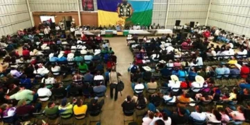 Reclaman indígenas olvido en seguridad en Michoacán