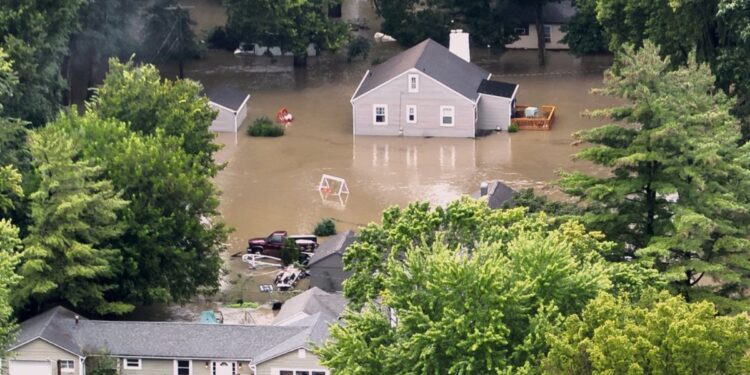 Indiana vive las peores inundaciones en 30 años