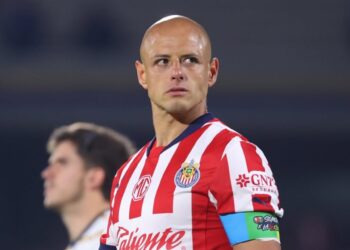 ‘Chicharito’ Hernández afirma tener deuda millonaria tras divorcio