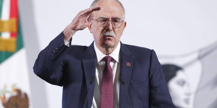 Entre políticos morenistas suenan otros nombres, como el de la diputada local y aspirante a la gubernatura, Teresa Guerra; e incluso, el ex Secretario de Agricultura, Julio Berdegué.