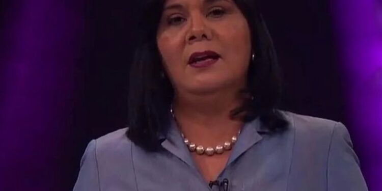 Confirma TEPJF multa por soborno a funcionaria de INE