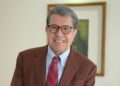 Monreal pide a Morena no confiarse en 2027