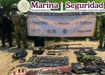 Hallan 49 explosivos y arsenal en Concordia, Sinaloa