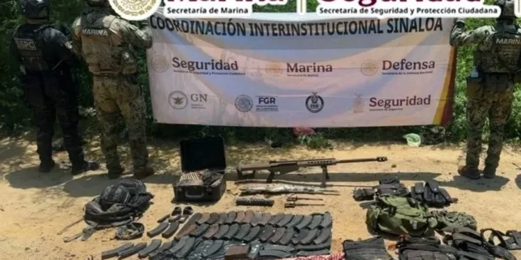 En el marco de la "Operación Sable", fuerzas federales desmantelaron un arsenal que incluía más de 2 mil 800 cartuchos y equipo táctico