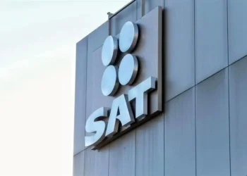 Denuncian empresas de EU acoso del SAT