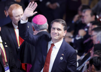 Senado de EE.UU. confirma a Todd Blanche, exabogado de Trump, como fiscal general