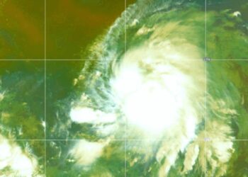 ‘Karina’ se intensifica a huracán categoría 3 en el Pacífico
