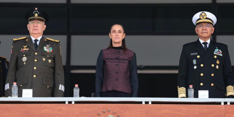 Sheinbaum encabeza el cincuenta aniversario del Colegio Militar en Tlalpan