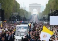 León XIV, aclamado en una misa ante 700 mil personas en el corazón de París