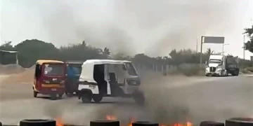 Bloquean vías en Juchitán tras captura de Alcalde