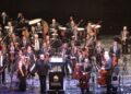 Rinde la OFEQ homenaje a Juan Gabriel con concierto sinfónico