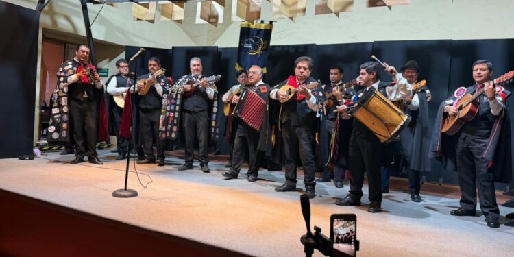 El recinto ofrecerá ocho espectáculos de danza, música, teatro y cine, con participación especial de los Grupos Representativos de la UAQ.