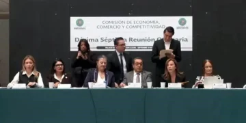 Avanza ‘Ley antimemes’ en Comisiones de San Lázaro