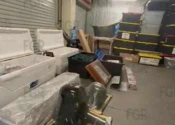 Hallan en bodega de Farías armas y documentos clasificados